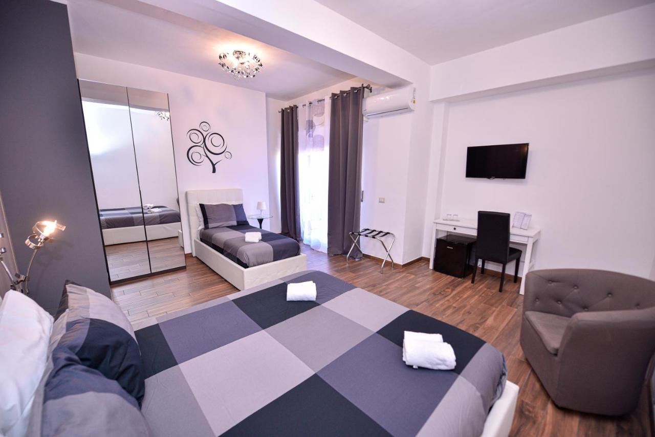 Symposium Bed&Breakfast Катания Екстериор снимка